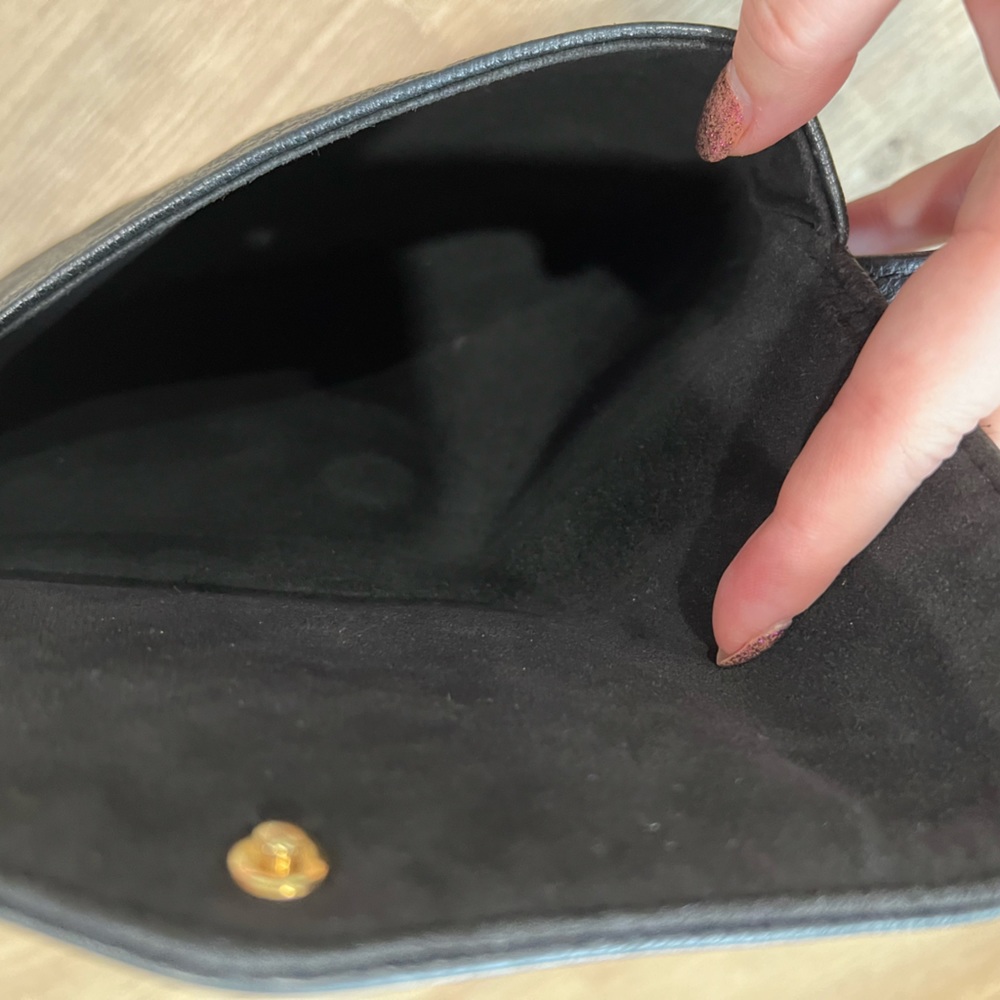 Louis Vuitton Twice Empreinte Monogram crossbody. - Picture 8 of 13